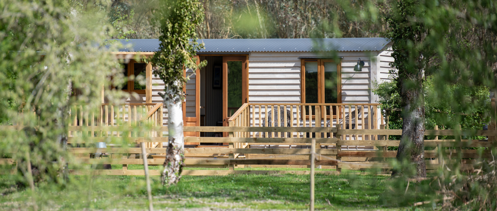 Ensuite shepherd hut at Back of Beyond